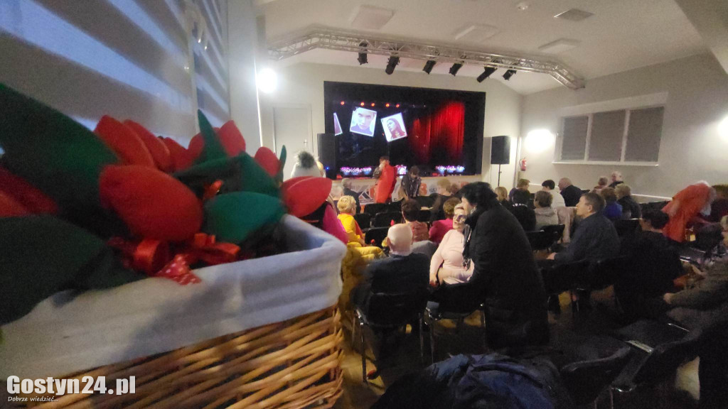 Koncert z okazji Dnia Kobiet i Mężczyzn w CKiB w Piaskach