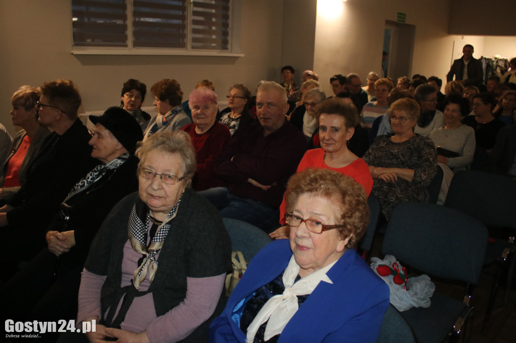 Koncert z okazji Dnia Kobiet i Mężczyzn w CKiB w Piaskach