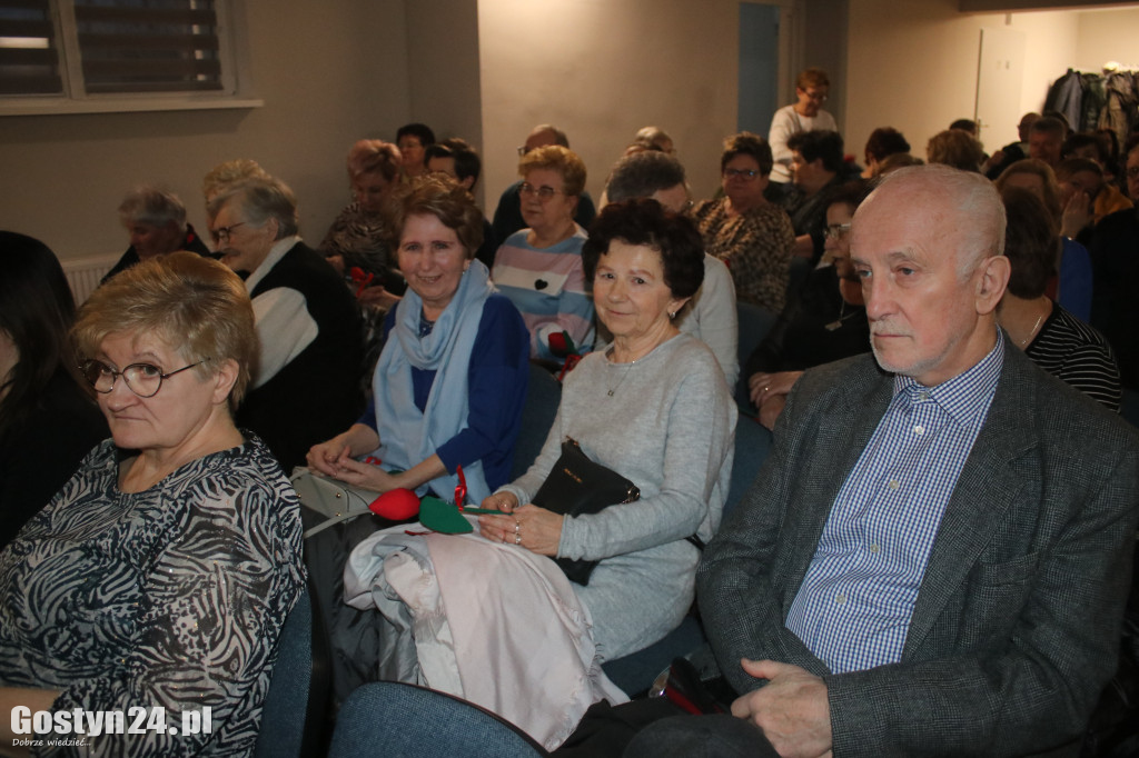 Koncert z okazji Dnia Kobiet i Mężczyzn w CKiB w Piaskach