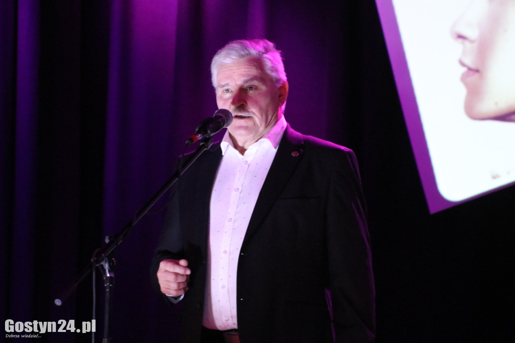 Koncert z okazji Dnia Kobiet i Mężczyzn w CKiB w Piaskach