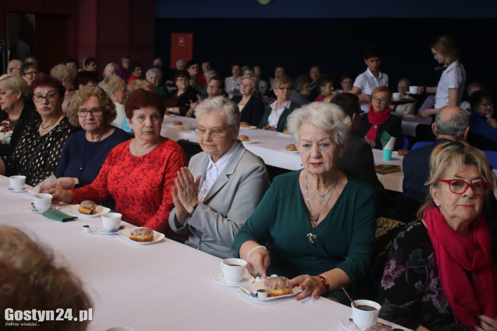 Dzień Kobiet i Powitanie Wiosny PZERiI w Gostyniu