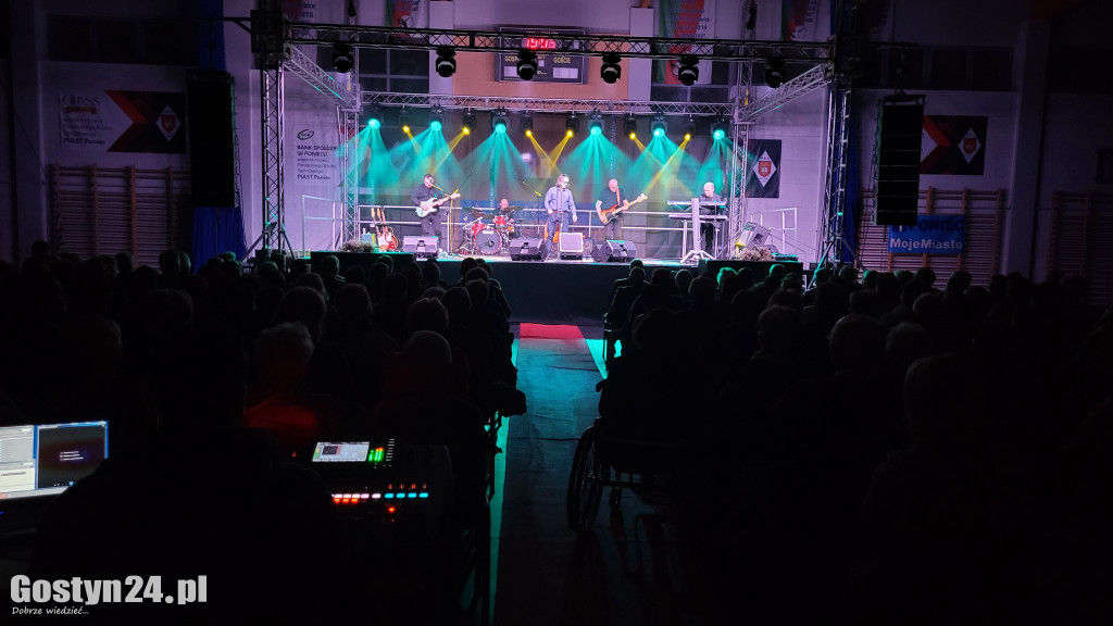 Koncert Krawczyk Show w Poniecu