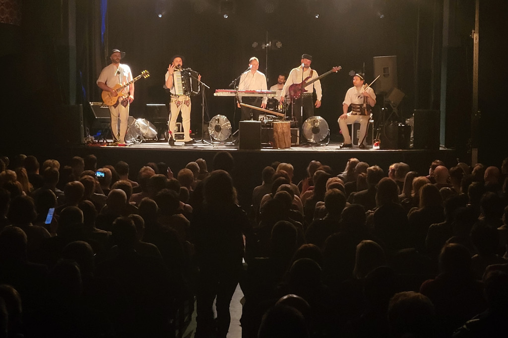Koncert zespołu Baciary w gostyńskim Hutniku