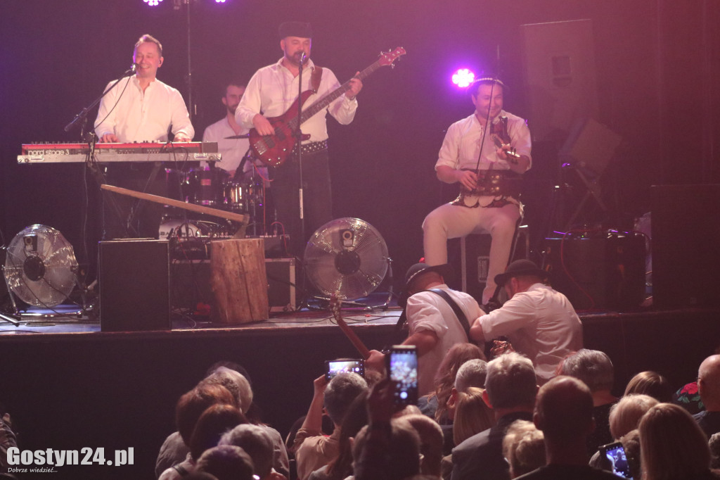 Koncert zespołu Baciary w gostyńskim Hutniku