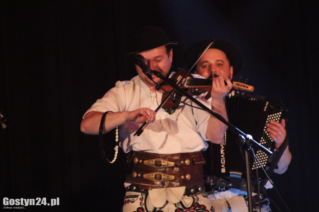 Koncert zespołu Baciary w gostyńskim Hutniku
