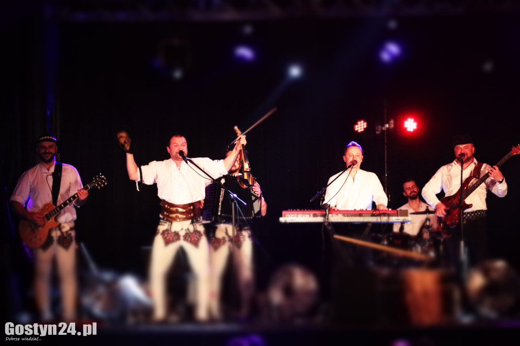 Koncert zespołu Baciary w gostyńskim Hutniku