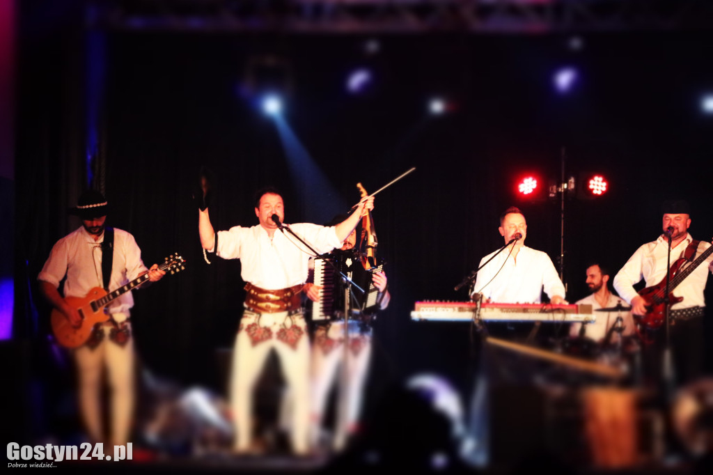 Koncert zespołu Baciary w gostyńskim Hutniku