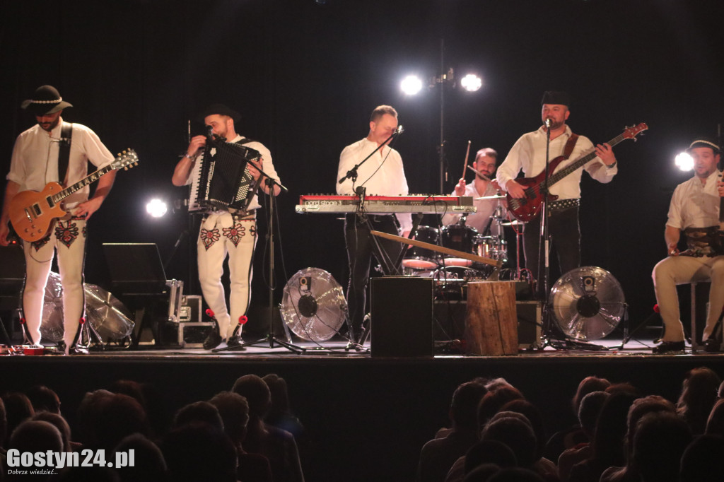 Koncert zespołu Baciary w gostyńskim Hutniku