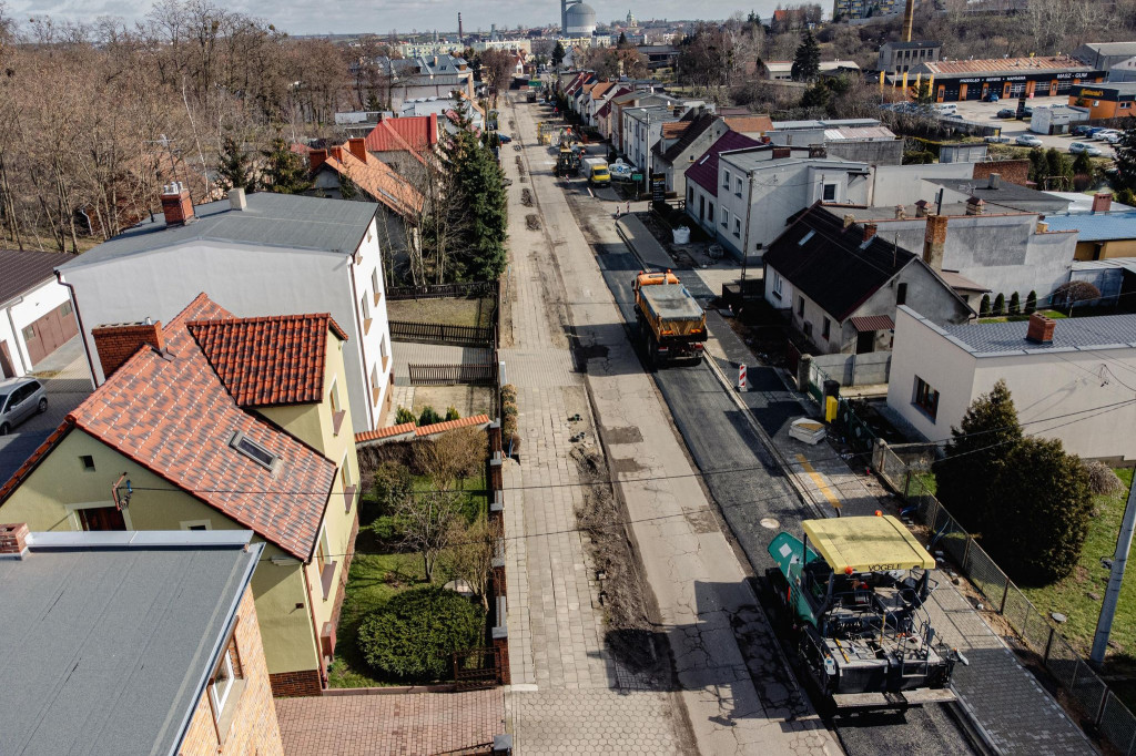 Przebudowa drogi powiatowej w Brzeziu