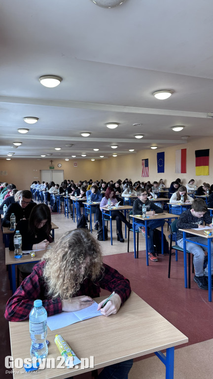 VII Powiatowy Konkurs Języków Obcych