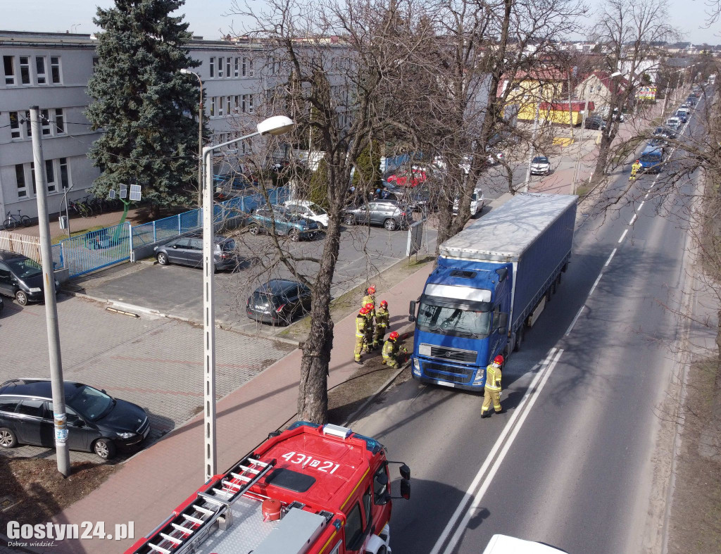 Pożar samochodu wypełnionego papierem na ul. Poznańskiej