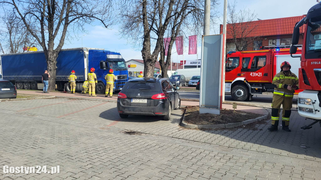 Pożar samochodu wypełnionego papierem na ul. Poznańskiej