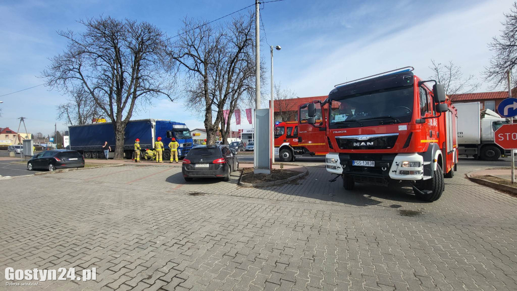 Pożar samochodu wypełnionego papierem na ul. Poznańskiej