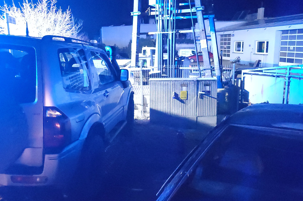 Pożar skrzynki z instalacją elektryczna w Piaskach