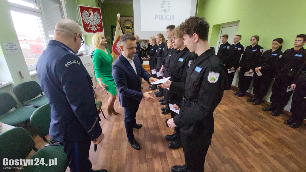 Ślubowanie i mianowanie w klasie policyjnej ZSR Grabonóg