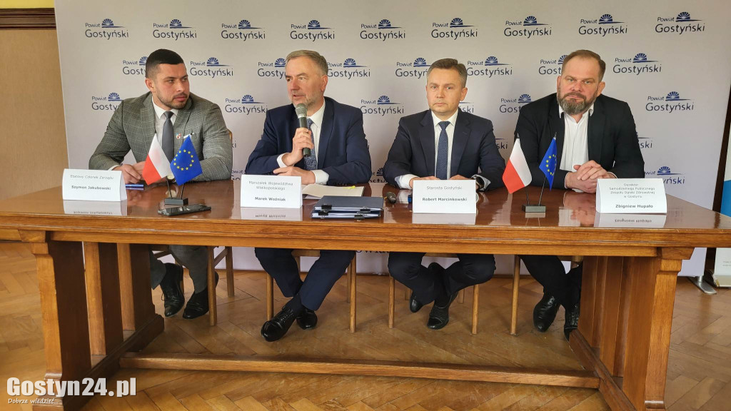 Podpisanie umowy na zakup sprzętu dla szpitala