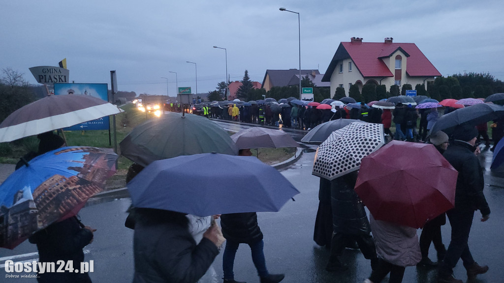 Gostyńska Droga Krzyżowa i nowy krzyż przy obwodnicy