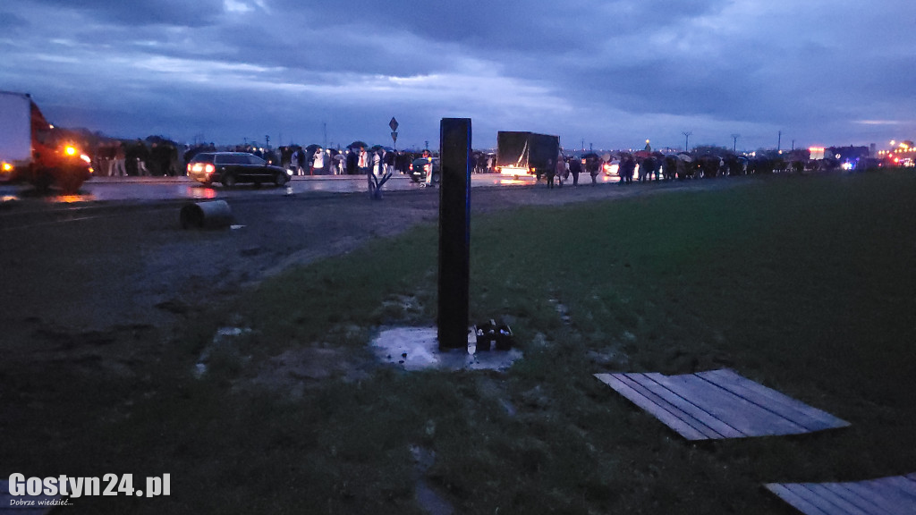 Gostyńska Droga Krzyżowa i nowy krzyż przy obwodnicy
