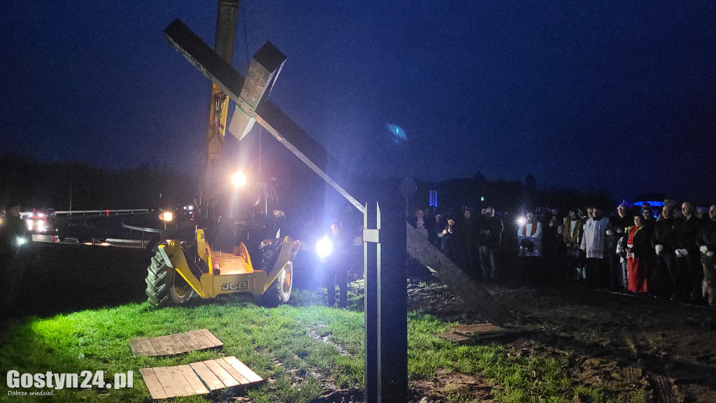 Gostyńska Droga Krzyżowa i nowy krzyż przy obwodnicy
