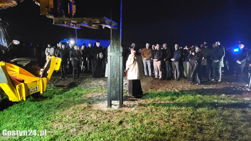 Gostyńska Droga Krzyżowa i nowy krzyż przy obwodnicy