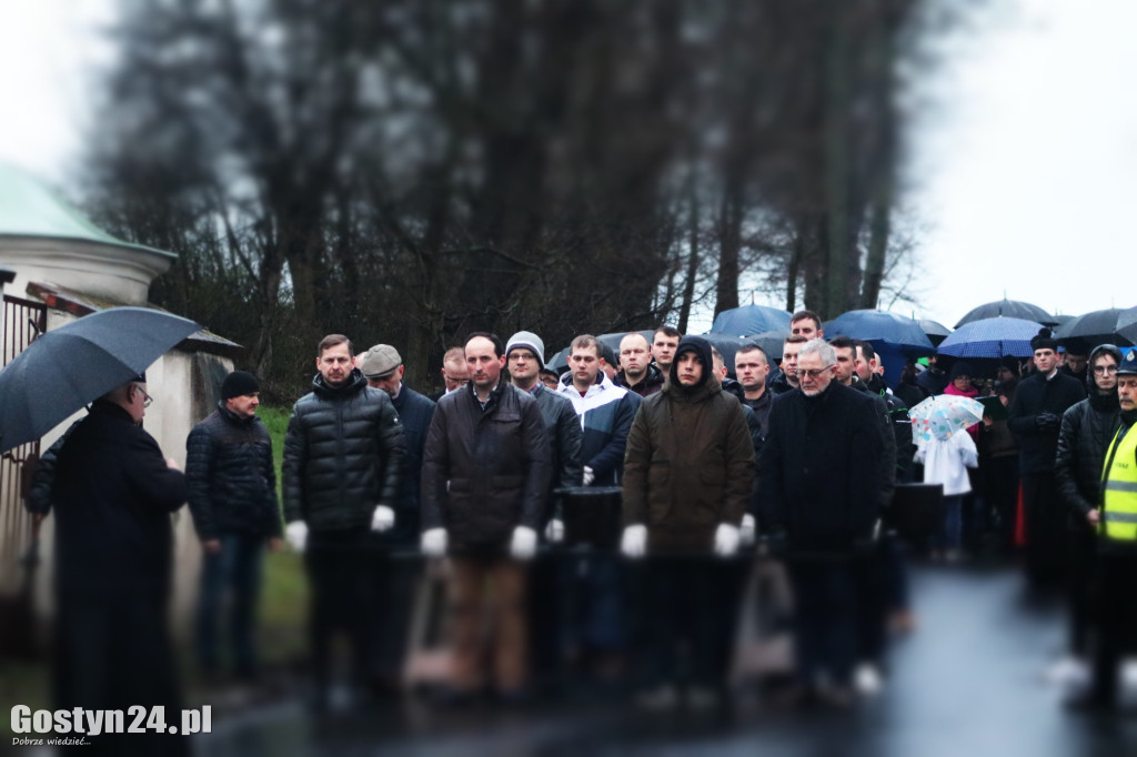 Gostyńska Droga Krzyżowa i nowy krzyż przy obwodnicy