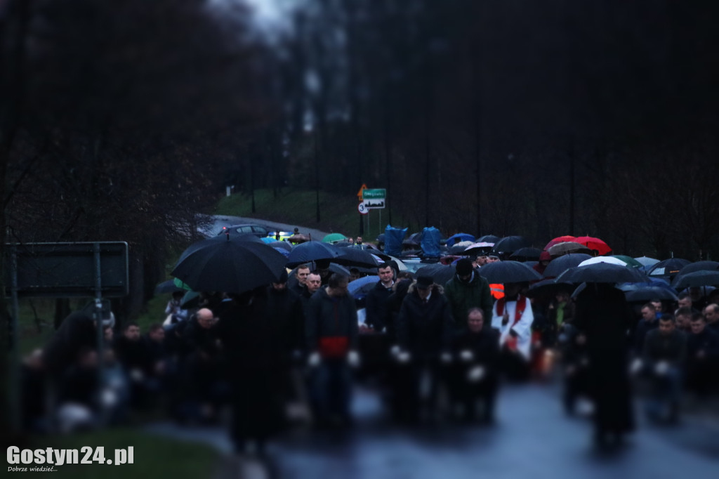 Gostyńska Droga Krzyżowa i nowy krzyż przy obwodnicy