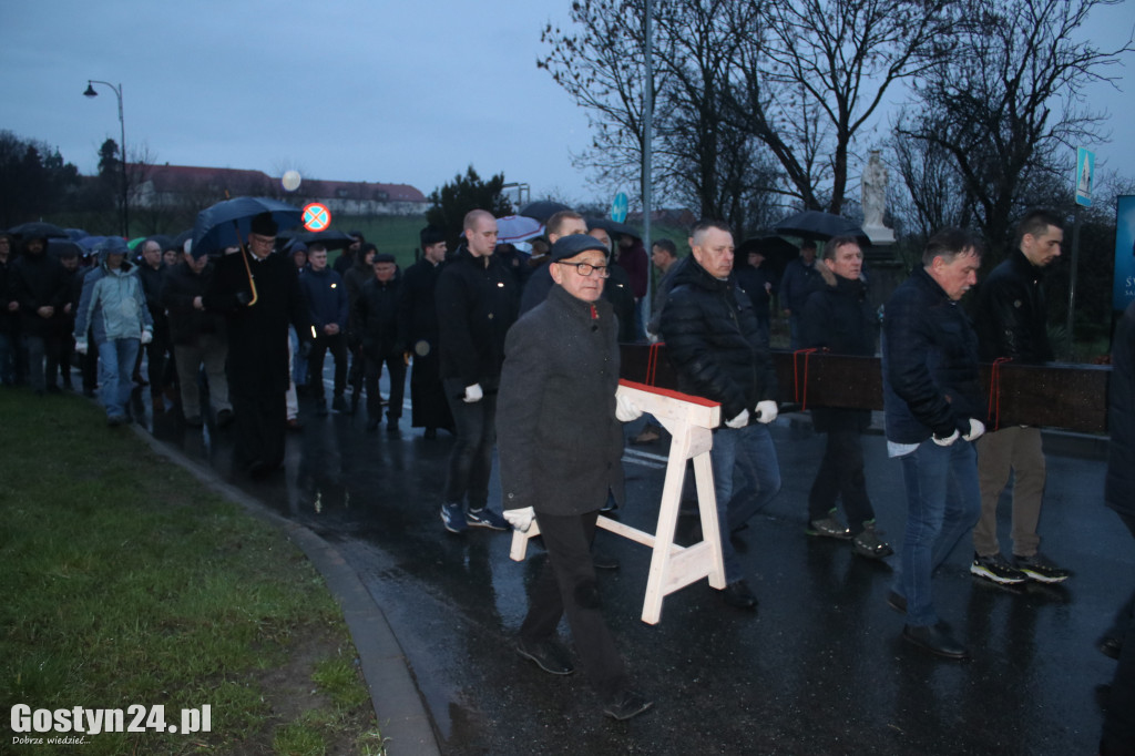 Gostyńska Droga Krzyżowa i nowy krzyż przy obwodnicy