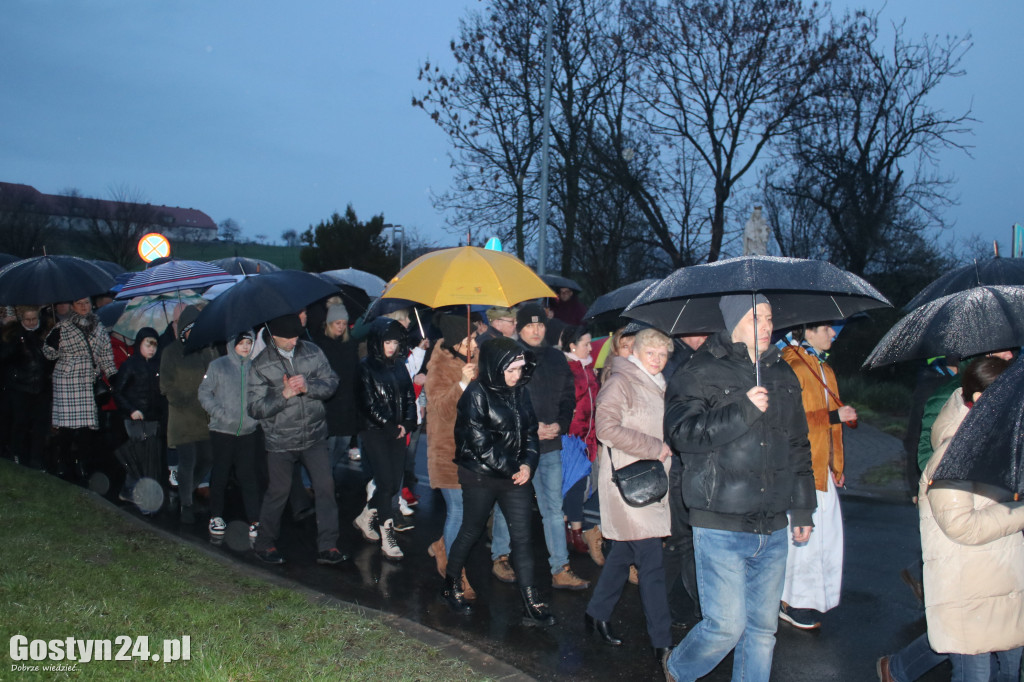 Gostyńska Droga Krzyżowa i nowy krzyż przy obwodnicy