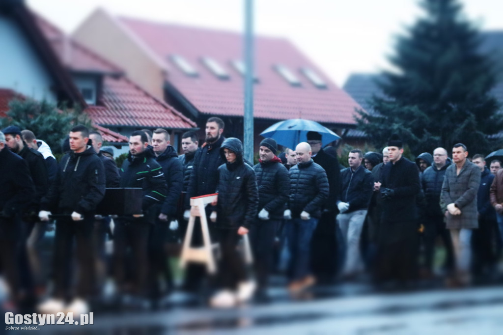 Gostyńska Droga Krzyżowa i nowy krzyż przy obwodnicy