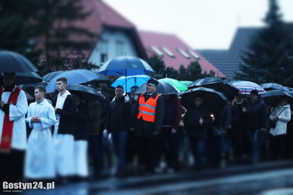 Gostyńska Droga Krzyżowa i nowy krzyż przy obwodnicy