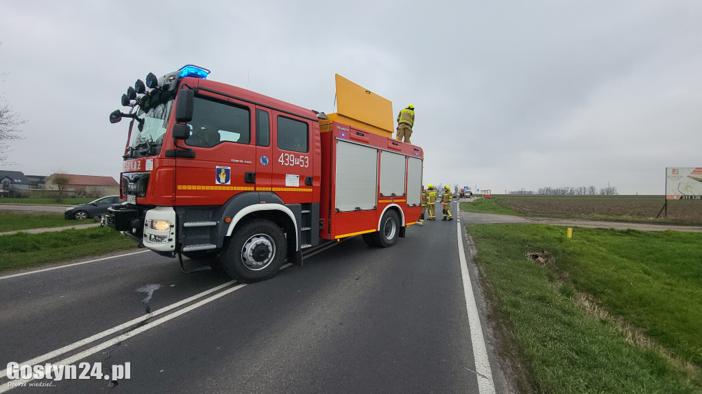 Zdarzenie drogowe na DW434 w Kuczynie