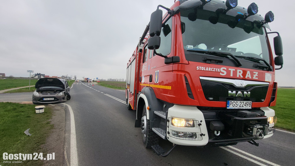 Zdarzenie drogowe na DW434 w Kuczynie