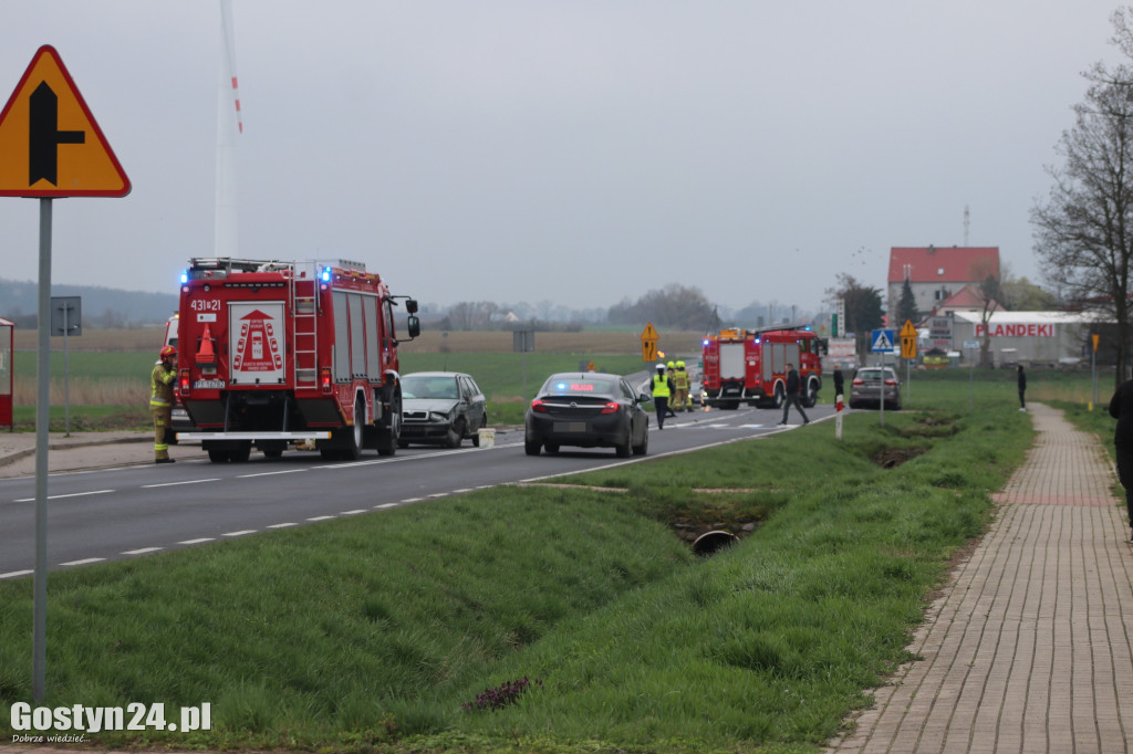 Zdarzenie drogowe na DW434 w Kuczynie
