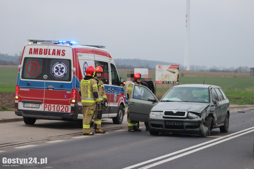 Zdarzenie drogowe na DW434 w Kuczynie
