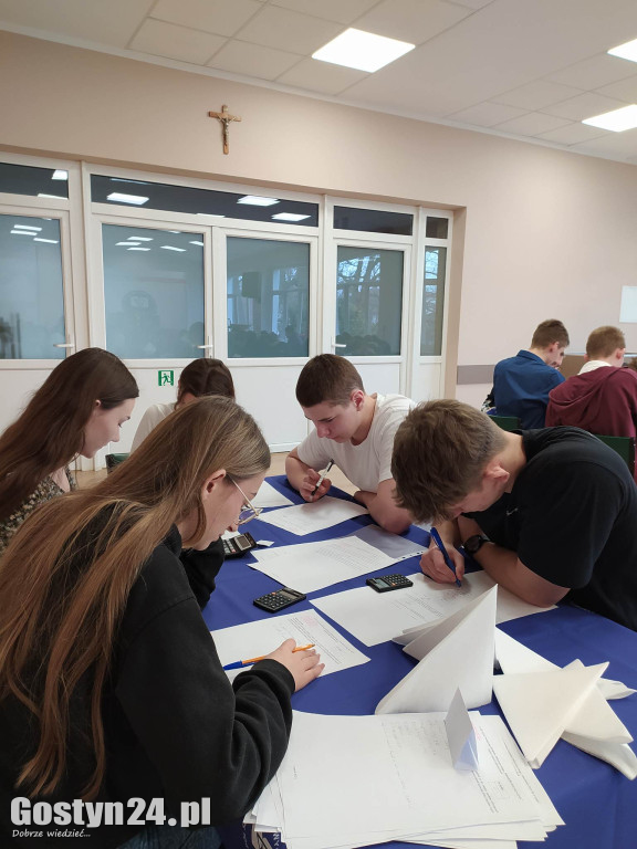  Powiatowy Konkurs Matematyczny w ZSZ Gostyń
