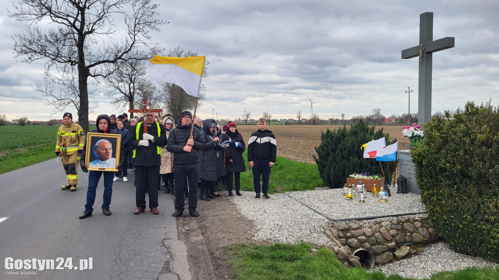 Marsz w obronie Jana Pawła II w Bodzewku Drugim