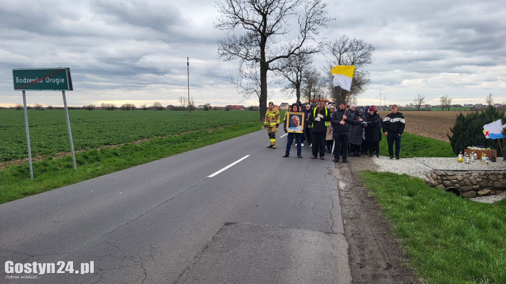 Marsz w obronie Jana Pawła II w Bodzewku Drugim