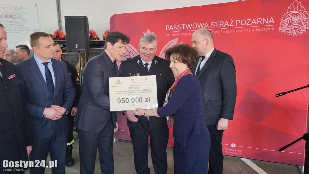 Wręczenie promes dla OSP w Gostyniu