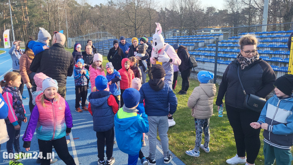 Biega Zająca na gostyńskim stadionie