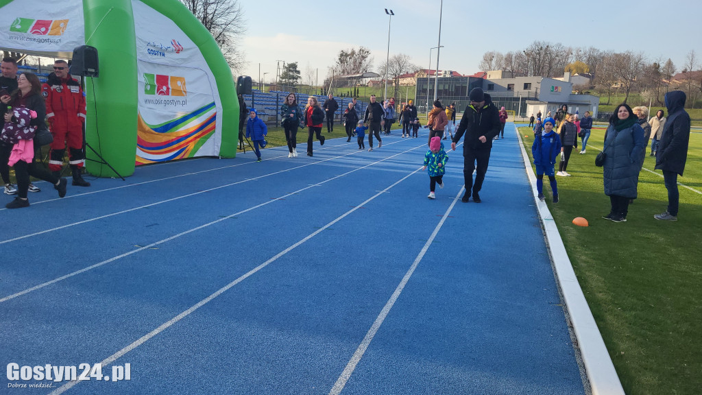 Biega Zająca na gostyńskim stadionie