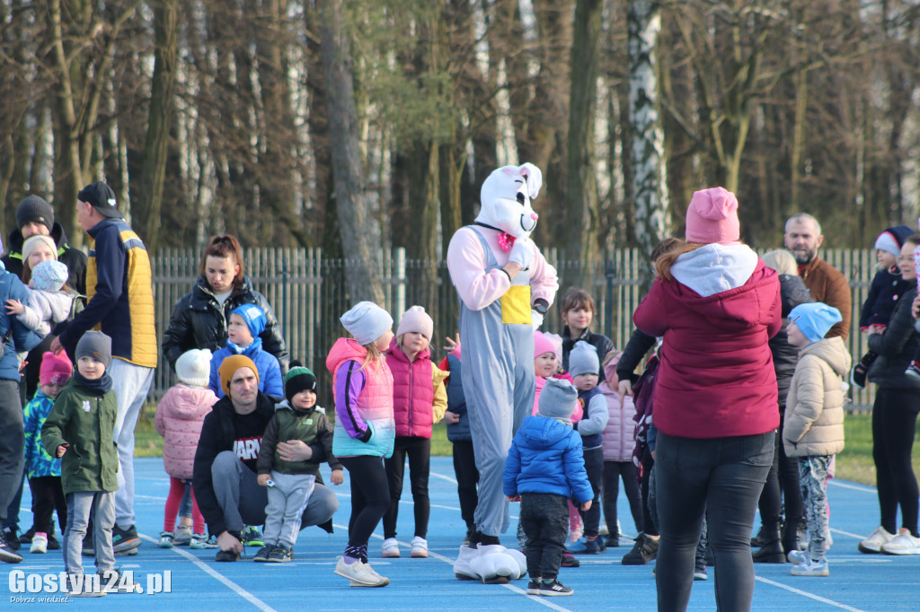 Biega Zająca na gostyńskim stadionie