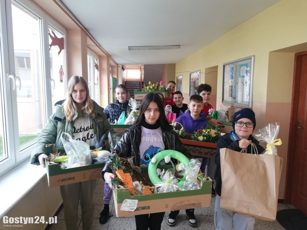 Kiermasz i zbiórka pieniędzy dla 11-lertniej Viktorii