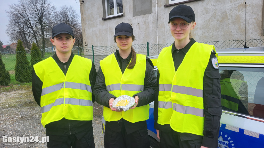 Częstowali kierowców plasterkami cytryny za duża prędkość