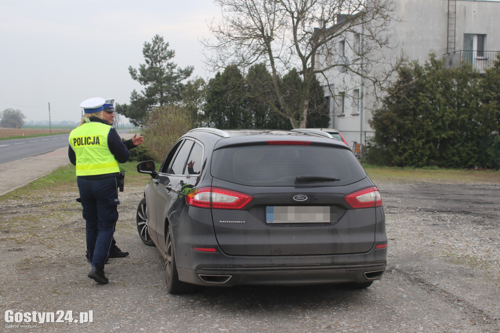 Częstowali kierowców plasterkami cytryny za duża prędkość