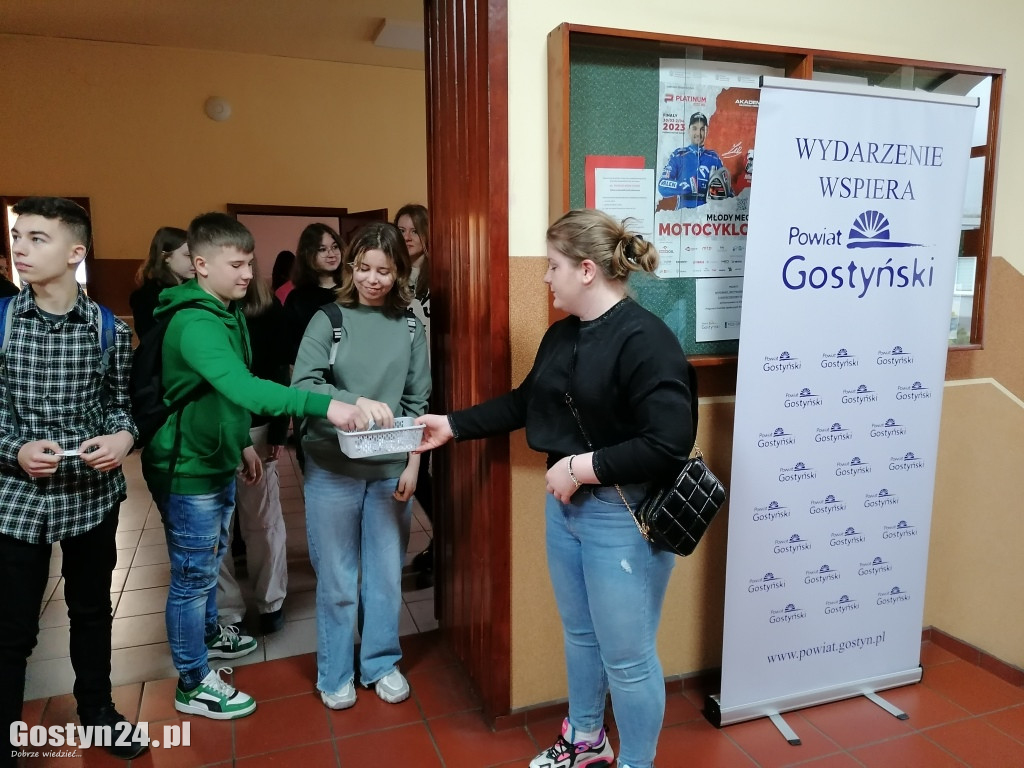 Konkurs Matematyczno-Przyrodniczy w ZSOiZ w Pogorzeli