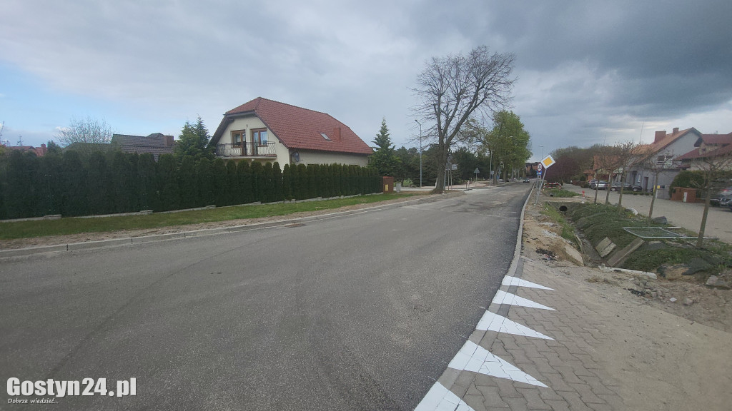 Remont ul. Drzęczewskiej i drogi w Drzęczewie Drugim