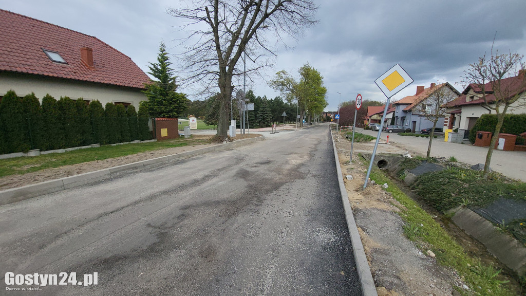 Remont ul. Drzęczewskiej i drogi w Drzęczewie Drugim