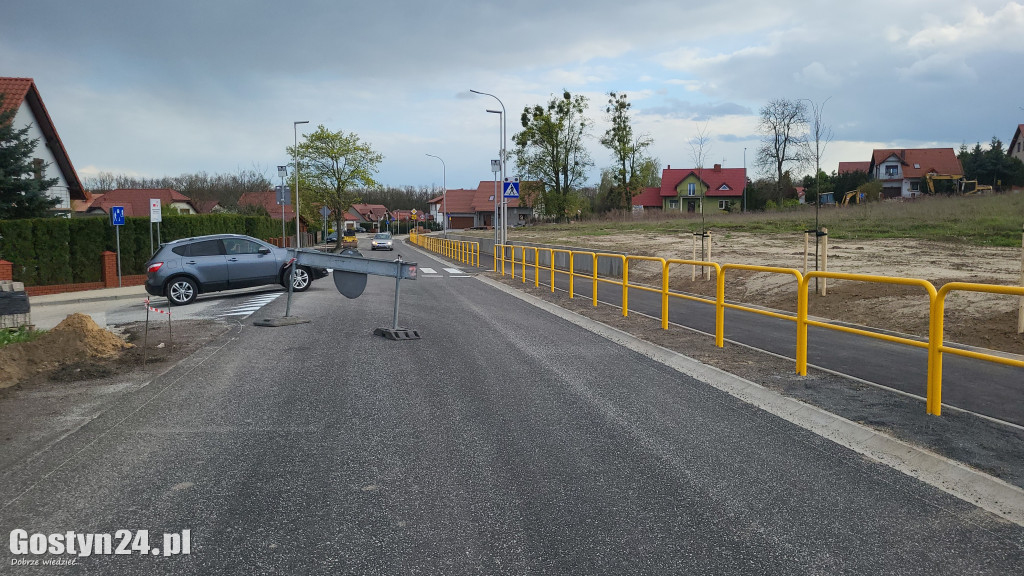 Remont ul. Drzęczewskiej i drogi w Drzęczewie Drugim