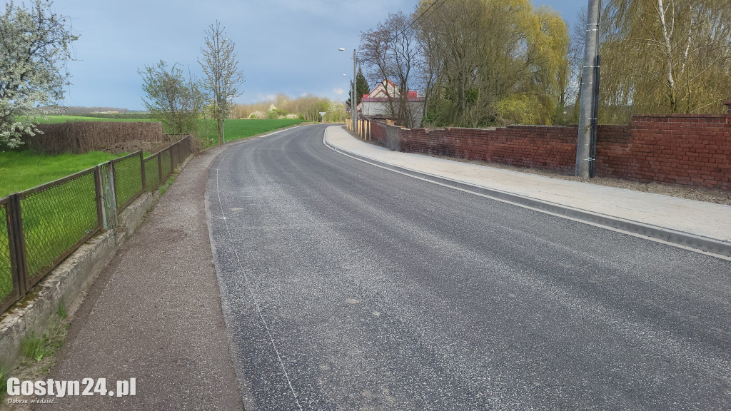 Remont ul. Drzęczewskiej i drogi w Drzęczewie Drugim