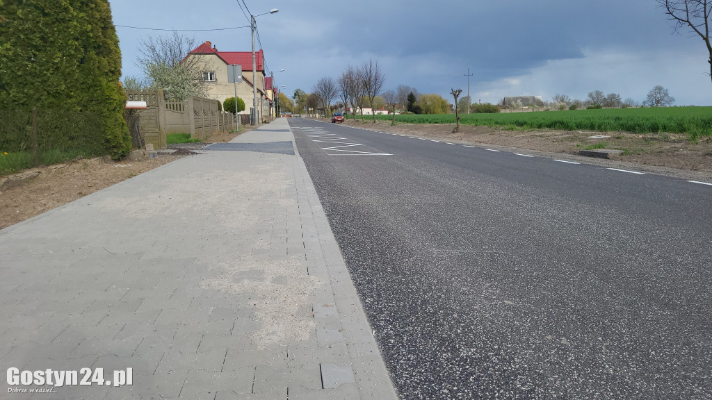 Remont ul. Drzęczewskiej i drogi w Drzęczewie Drugim